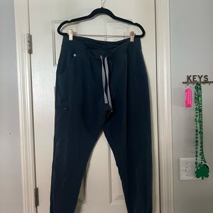 Figs Navy Zamora Joggers size L